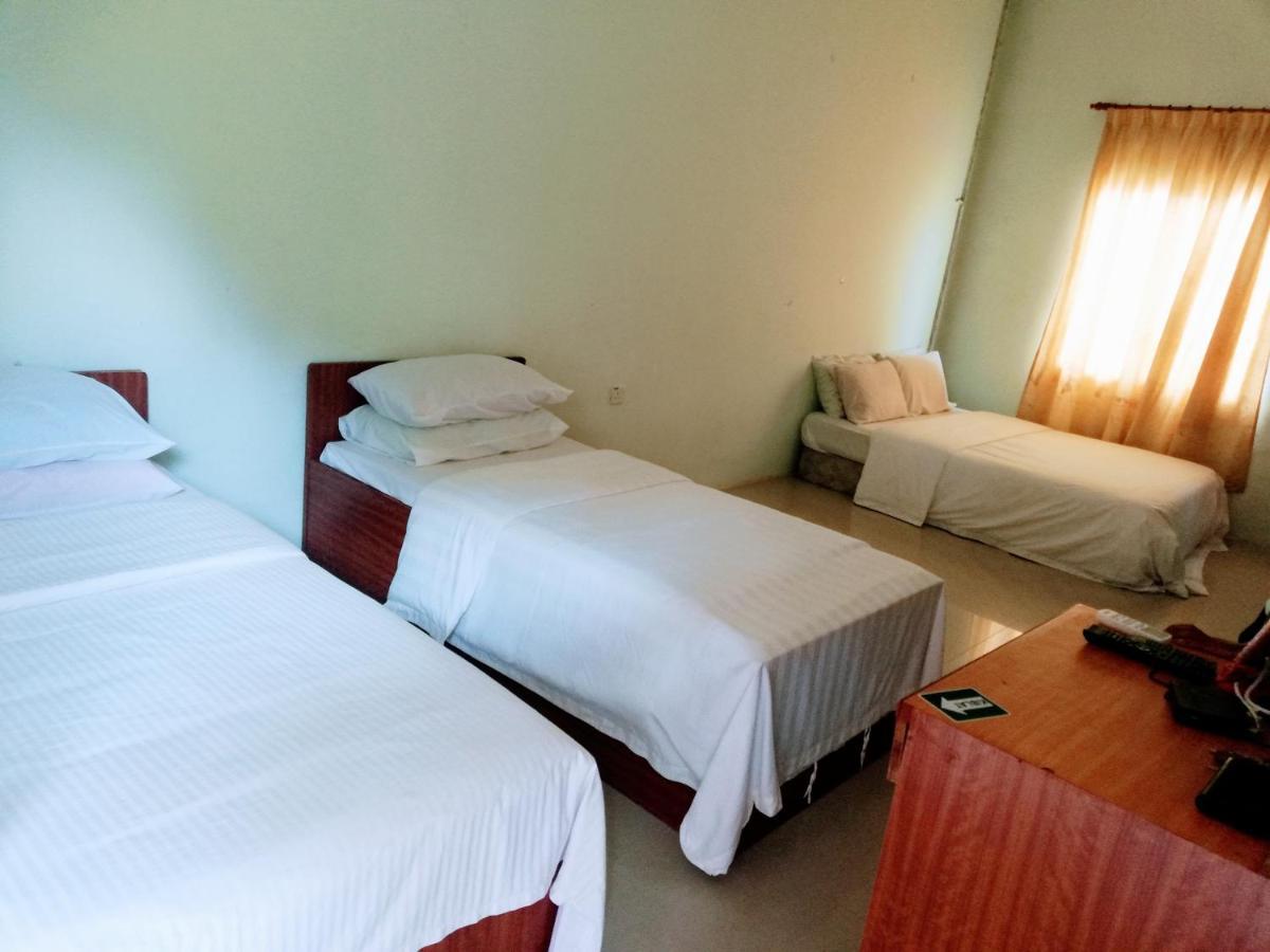 Daisyinn Budget Hotel Kuala Terengganu 甘榜贡巴达 外观 照片